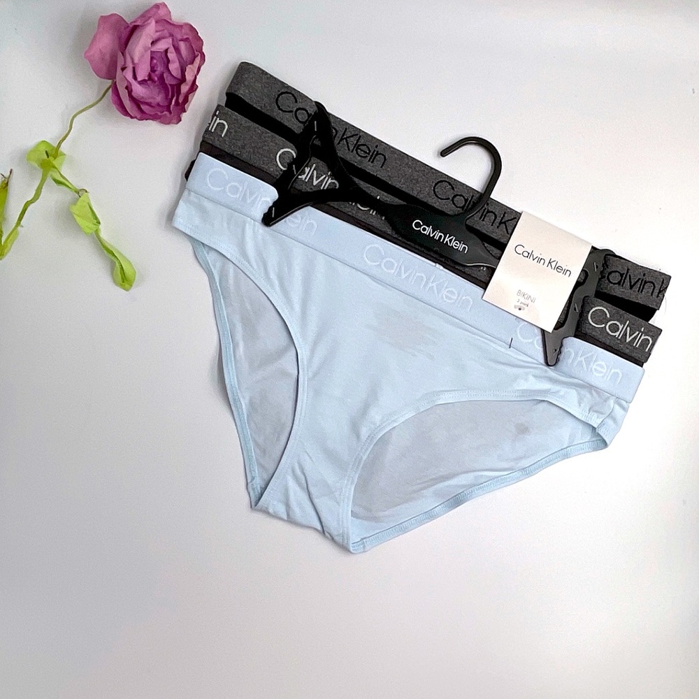 NEW Calvin Klein 3pc Bikini panties underwear Set